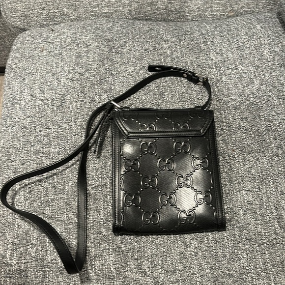 Gucci Embossed Messenger Bag - Picture 6 of 10